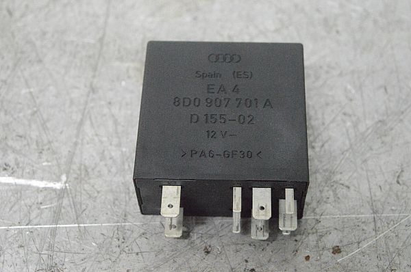 relais de lumière AUDI A4 Avant (8D5, B5)