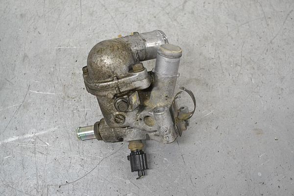 Boîtier de thermostat MITSUBISHI LANCER Mk VI (CJ_, CP_)
