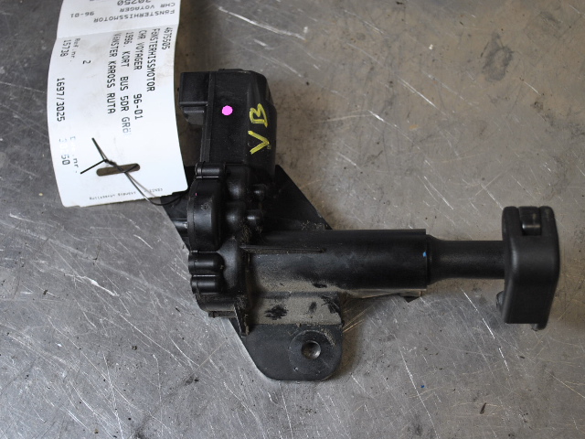 Moteur de vitre de déflecteur