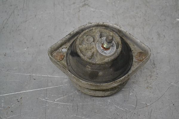 Motorhalter / Motorträger BMW 7 (E38)