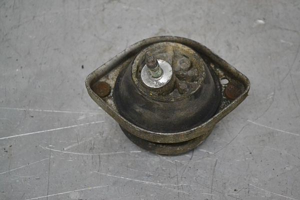 Motorhalter / Motorträger BMW 7 (E38)