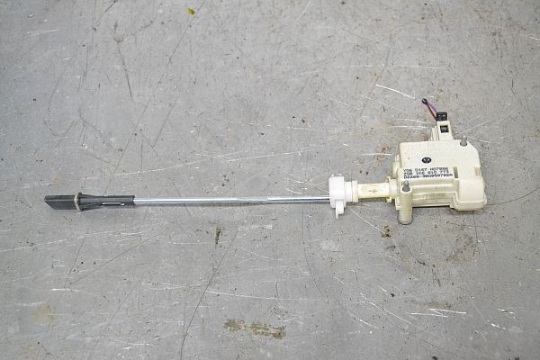 Verrouillage central VW GOLF V (1K1)