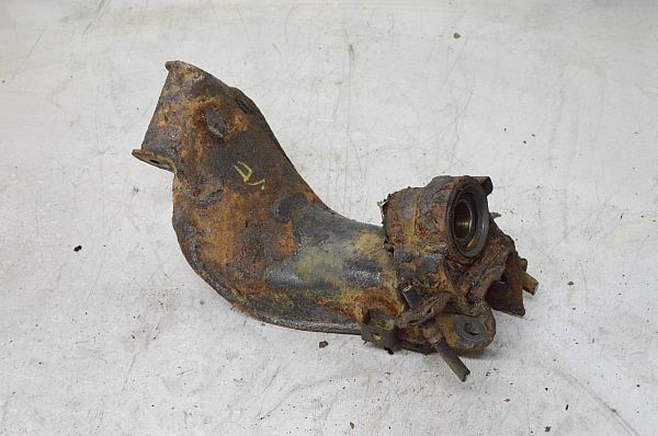 Wahacz – tylny górny NISSAN PRIMERA (P10)