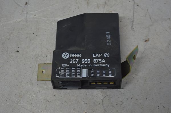 Module de contrôle de confort VW PASSAT Estate (3A5, 35I)