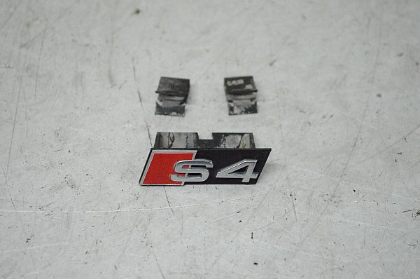 Badges AUDI A4 Avant (8E5, B6)