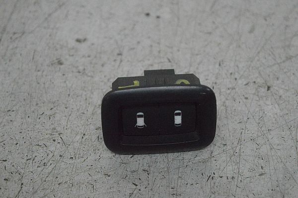 Bouton contact divers CHRYSLER GRAND VOYAGER V (RT)