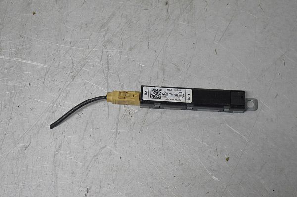amplificateur d'antenne VW PASSAT Estate (365)