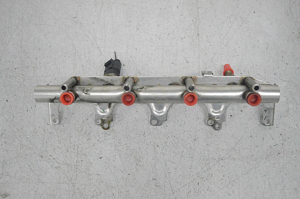 Rail bro / indsprøjtningsdyserør AUDI A6 Avant (4F5, C6)