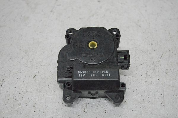 Heater Vent Flap Control Motor LEXUS IS II (_E2_)
