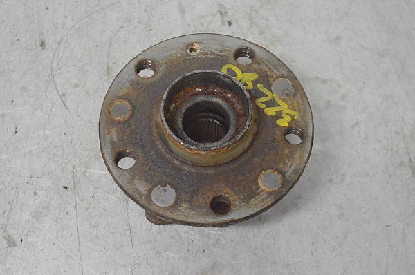 Front hub SKODA YETI (5L)