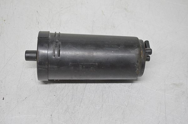 Fuel vapor canister