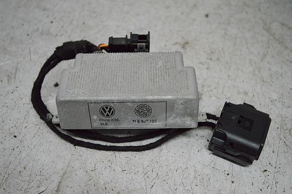 Voltage converter inverter
