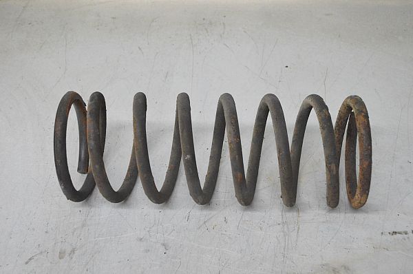 Front spring - coil same SAAB 900   (AC4, AM4)