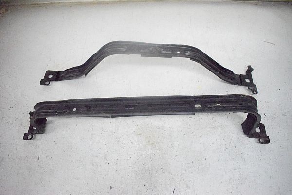 Tankband VOLVO V70 III (135)