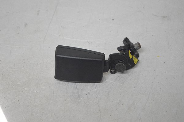 Seatbelt buckle