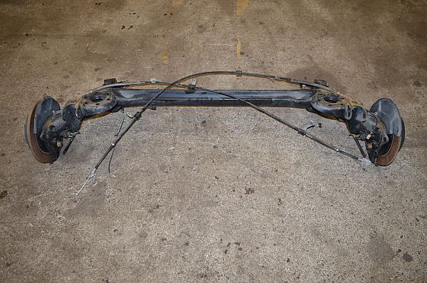 Rear axle assembly - complete TOYOTA PRIUS PLUS (_W4_)
