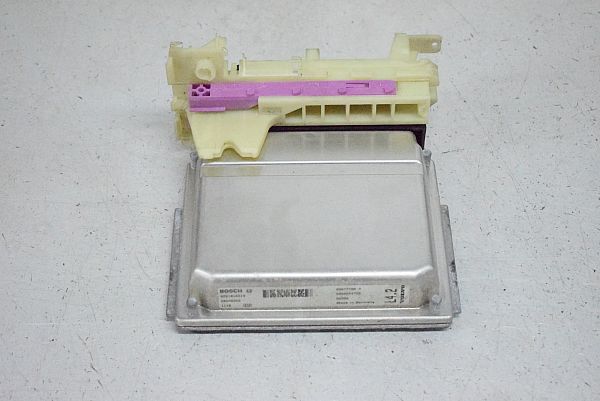 motorstyringsenhed (ECU) VOLVO V70 Mk II (285)
