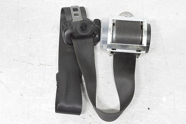 Seat belts - front LAND ROVER DISCOVERY III (L319)