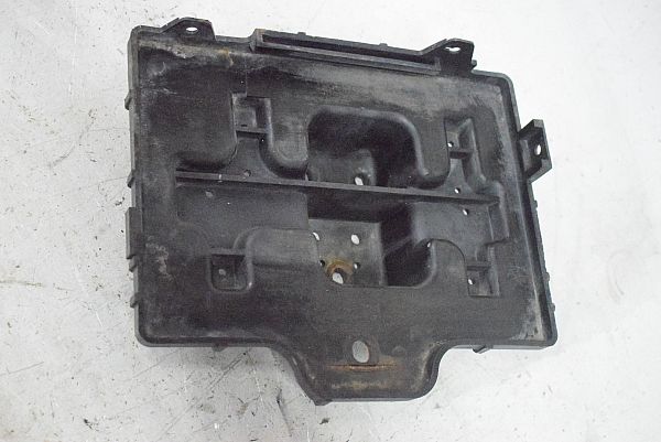 Battery casing HYUNDAI SANTA FÉ I (SM)