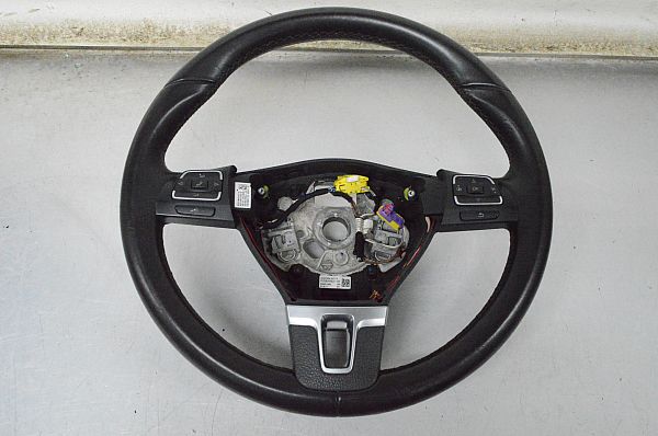 Rat (airbag medfølger ikke) VW PASSAT Estate (365)