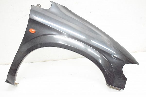 Front wing right CHRYSLER VOYAGER Mk III (RG, RS)