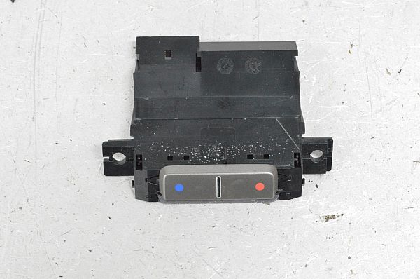 Przełącznik wentylatora i obiegu powietrza VW PHAETON (3D1, 3D2, 3D3, 3D4, 3D6, 3D7, 3D8, 3D9)