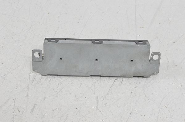 Wzmacniacz antenowy AUDI A5 (8T3)