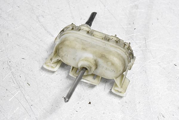 Central locking vacuum pump