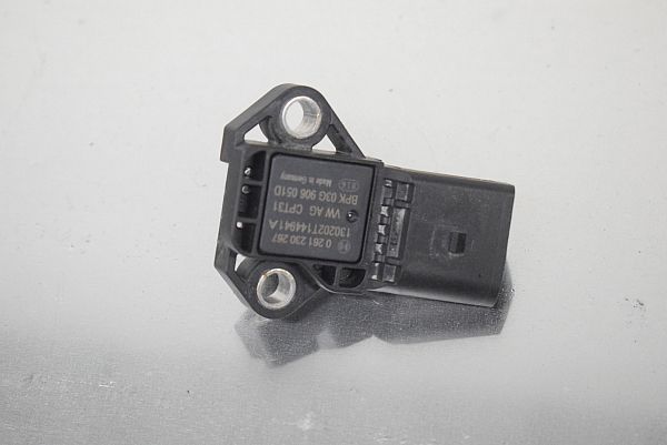 common rail (Injectie) / Verstuiver Brug SKODA RAPID (NH3)