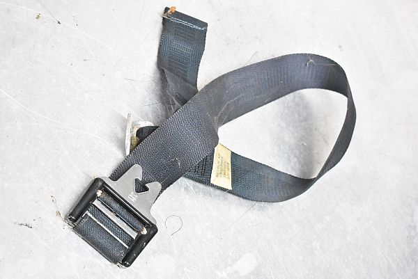 Sikkerhedssele - bag MERCEDES-BENZ /8 (W115)