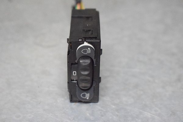 Headlight level height control switch