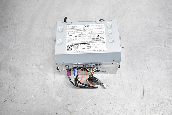 31667914 : Audio - Autoparts24
