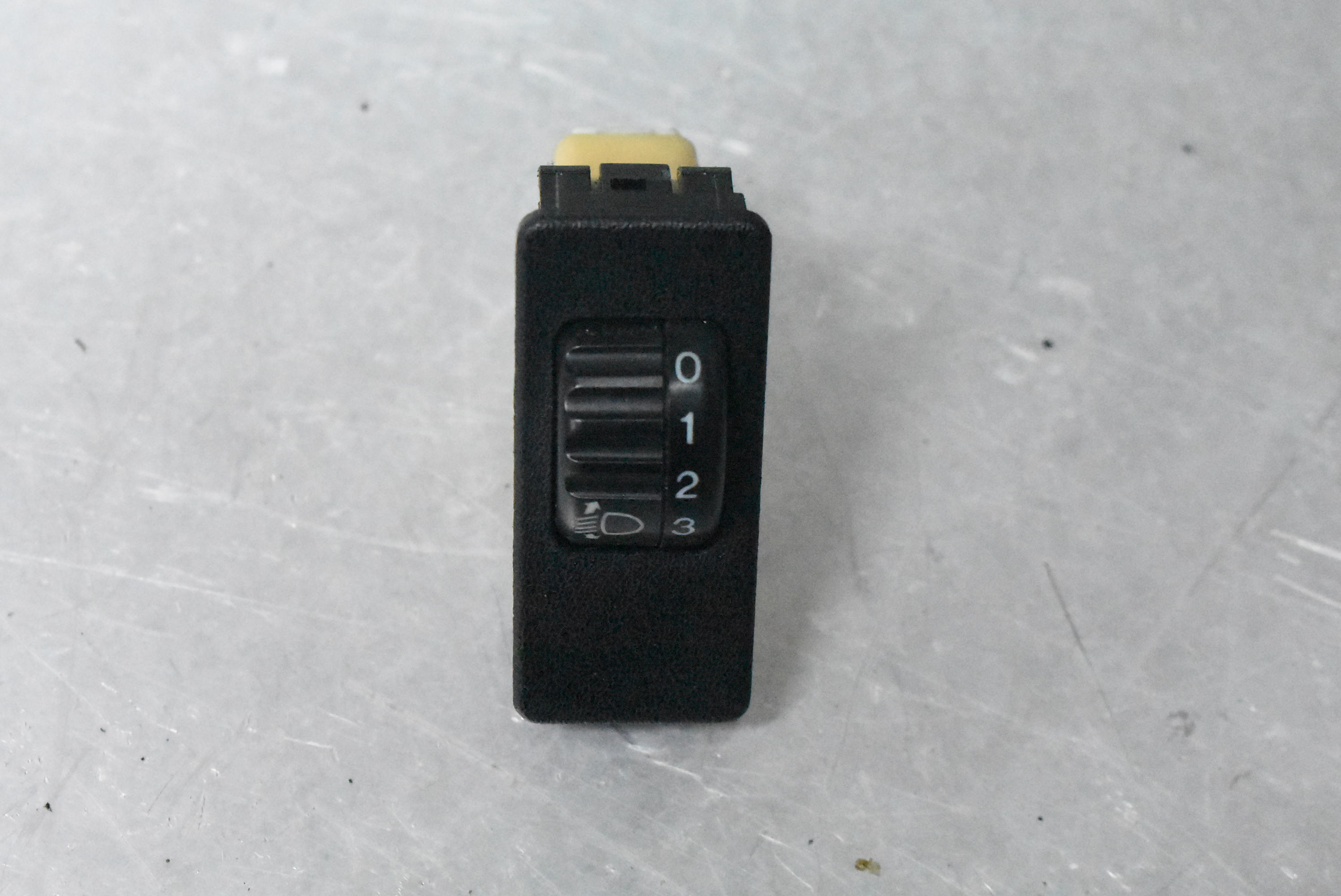 Switch - light adjuster TOYOTA SUPRA (_A7_)