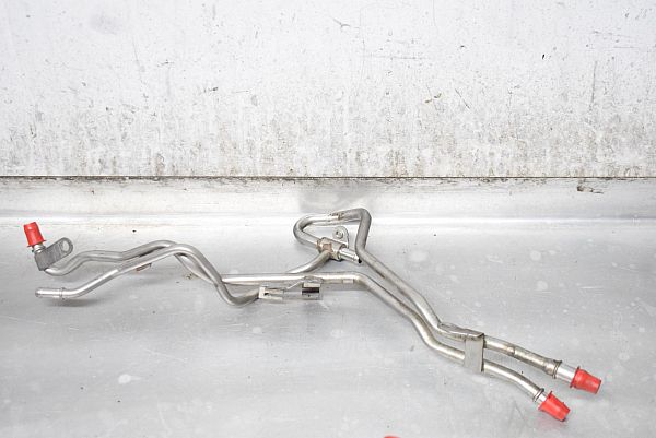 Fuel pipe