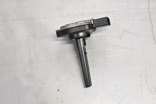 Oil level sensor