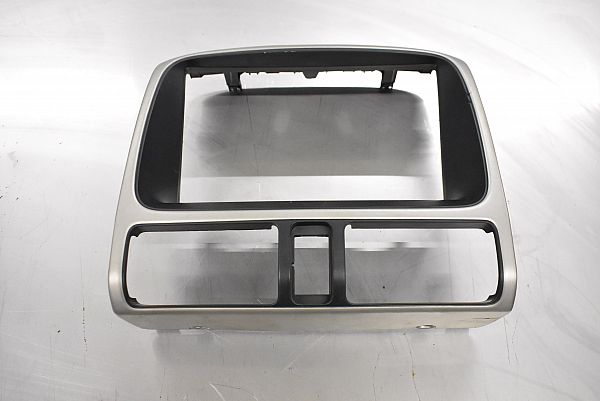 Middenconsole verticaal LAND ROVER DISCOVERY III (L319)