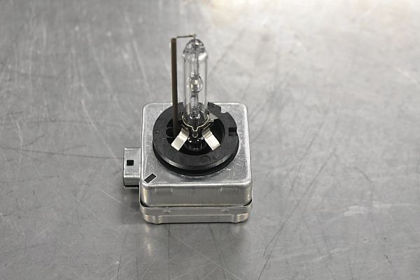 Xenon bulb
