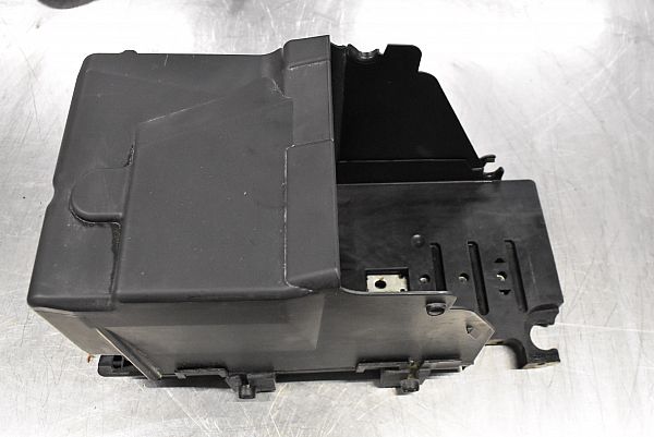Battery casing FORD GALAXY (WA6)