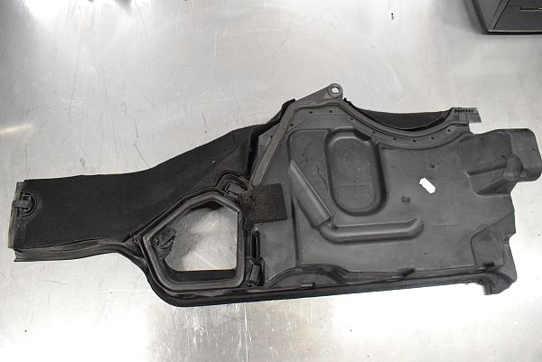 Cabin air filter housing