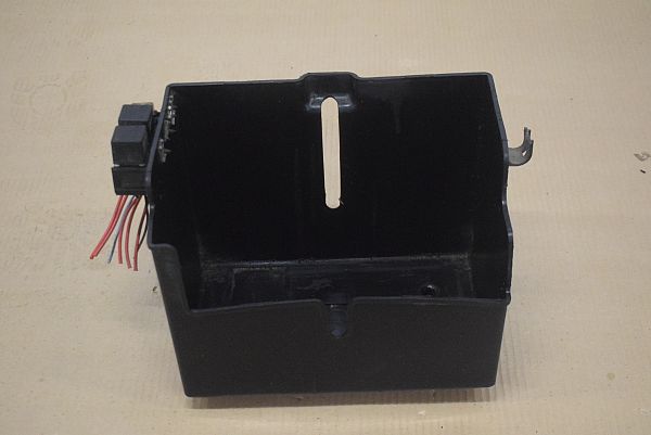 Batteri kasse MITSUBISHI L 200 / TRITON (KA_T, KB_T)