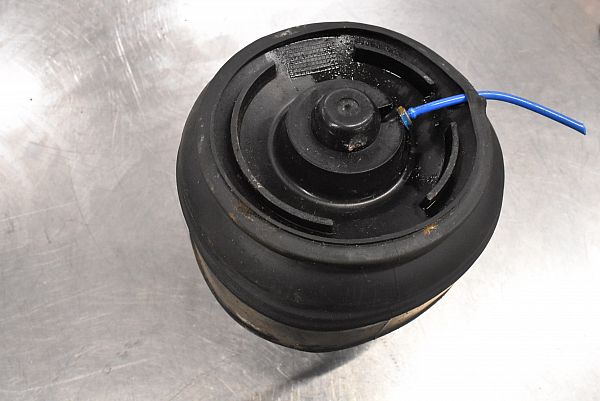 Air suspension shock absorber