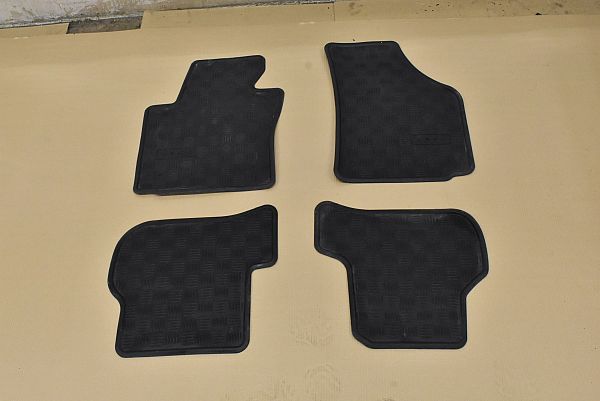 tapis -revêtement de sol SEAT LEON (1P1)