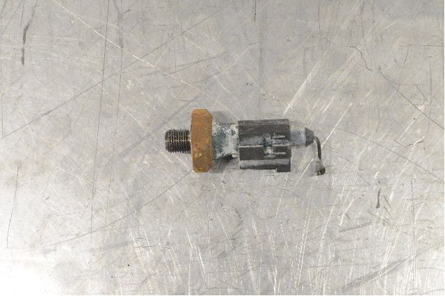 Oil pressure sensor