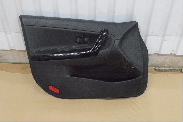 Door trim panel