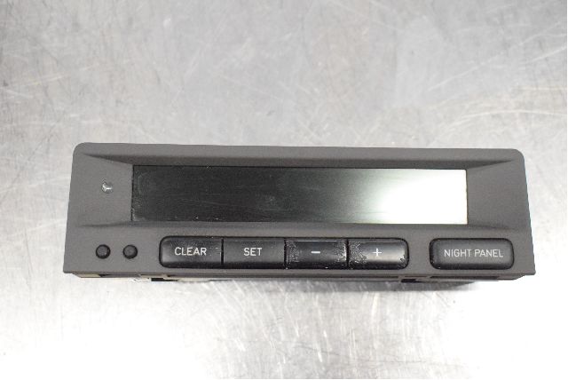 Display SAAB 9-5 Estate (YS3E)