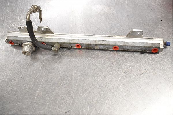 High-pressure rail / injection nozzle pipe VOLVO S60 I (384)