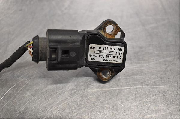 common rail (Injectie) / Verstuiver Brug VW SCIROCCO (137, 138)