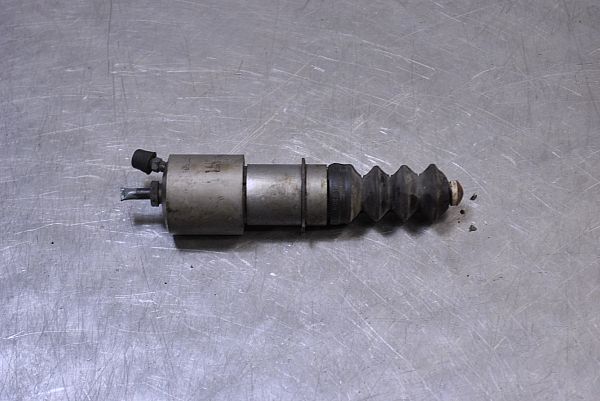 Koppeling hulp cilinder of Druklager VOLVO V70   (875, 876)