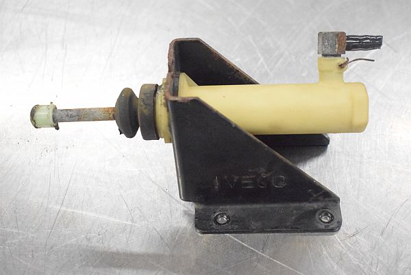 Clutch slave cylinder IVECO DAILY IV Box Body/Estate