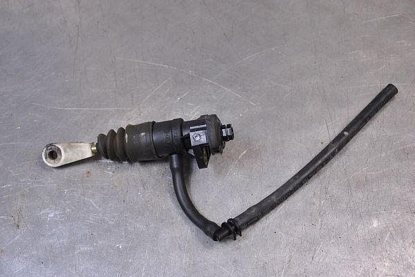 Clutch master cylinder